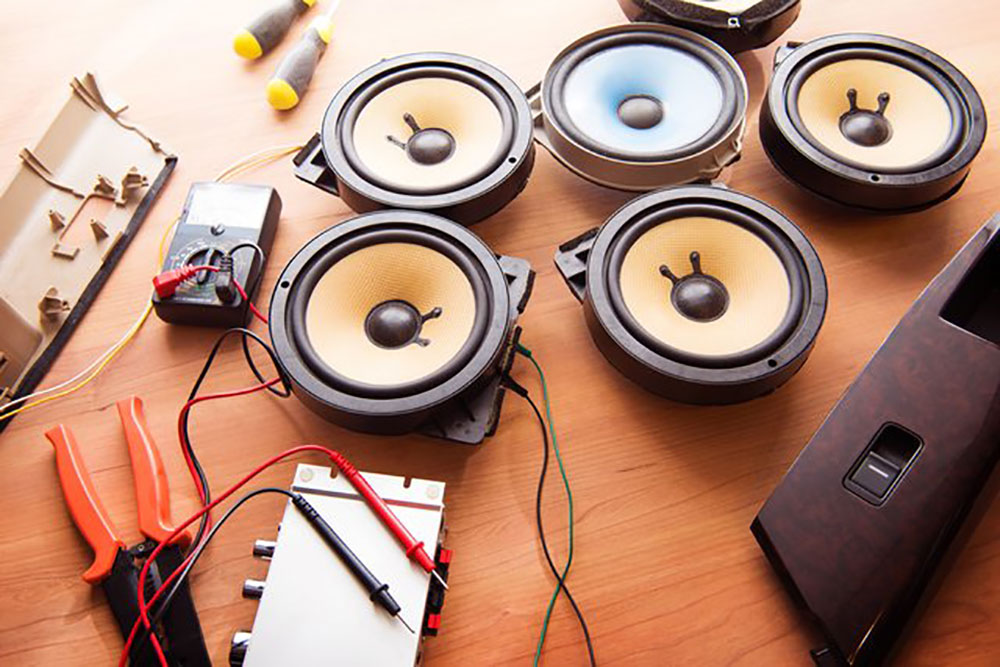 used home audio speakers